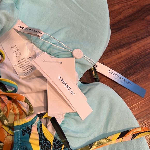 Lucky Brand Sunflower Slimming Tankini - Picture 12 of 12